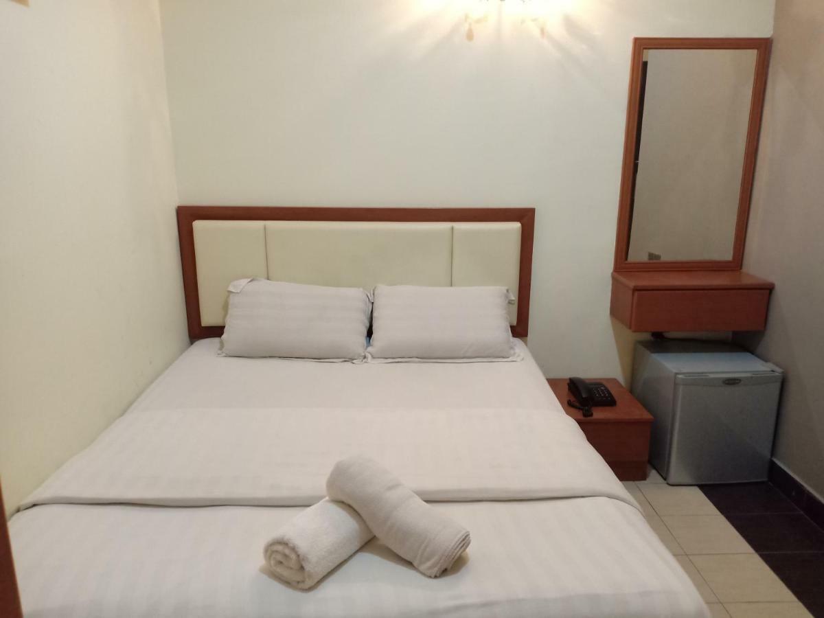 Tc Inn Business Hotel @ Seri Kembangan Exterior foto
