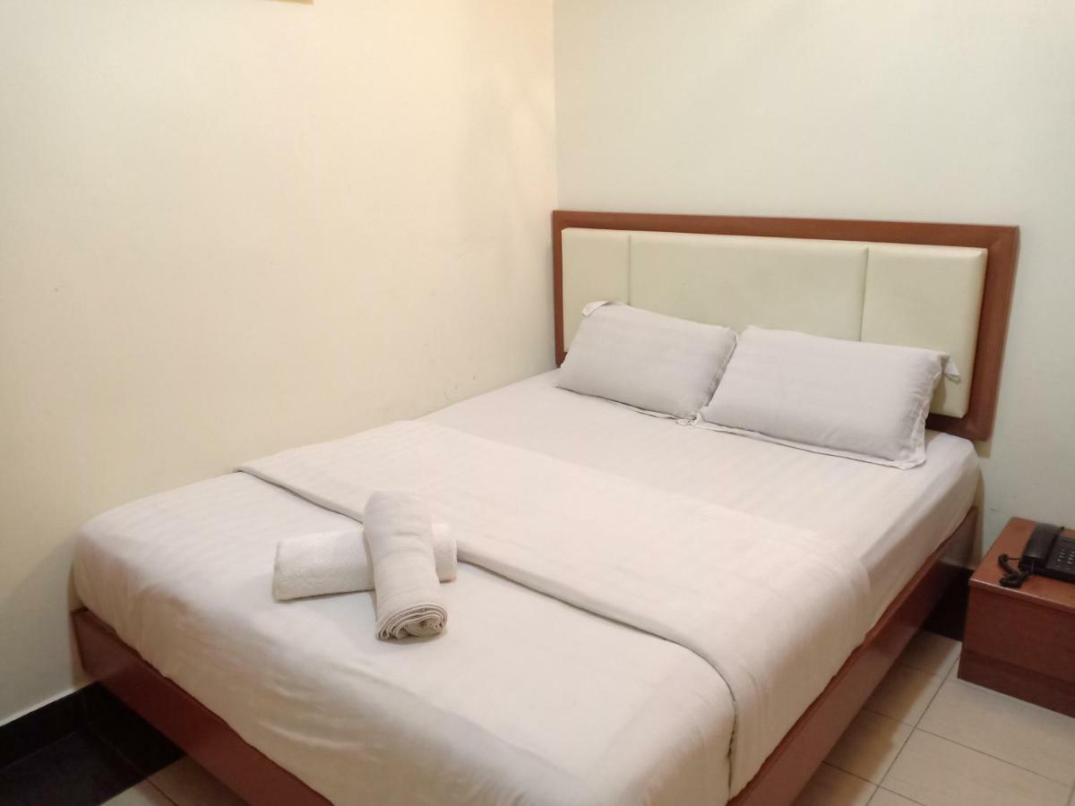 Tc Inn Business Hotel @ Seri Kembangan Exterior foto